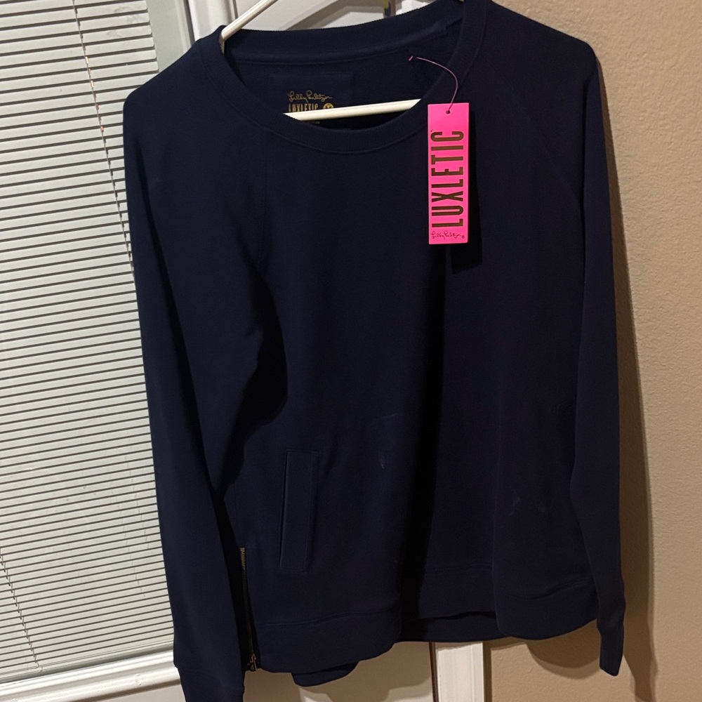 Lilly Pulitzer Luxletic Deep Blue Top - Picture 3 of 7